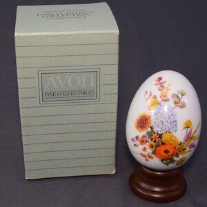 NEW Avon Autumn’s Color Gifts Nature Fine Porcelain Egg Collection Vintage 1987